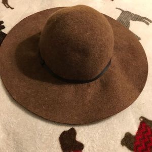 🌻 Brown Wool Hat by Abercrombie and Fitch 🌻